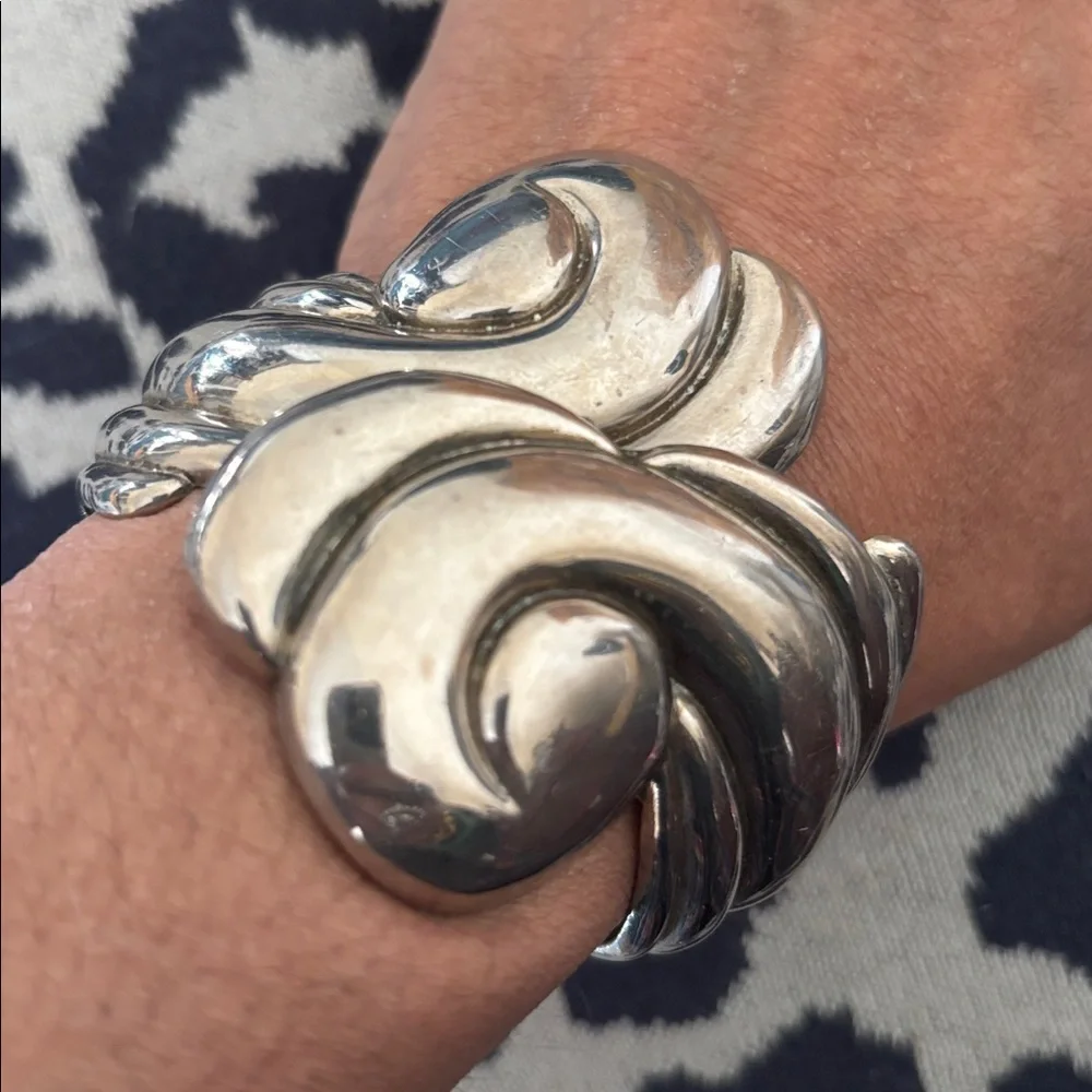 Silver Swirl Cuff Bracelet - Picture 4 of 5